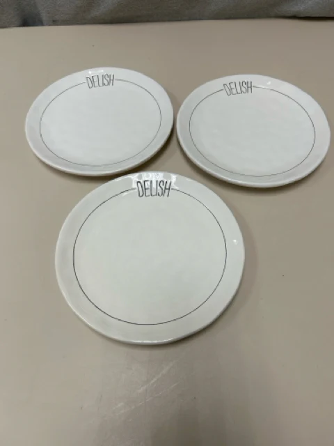 3 DELISH CREAM SNACK PLATES