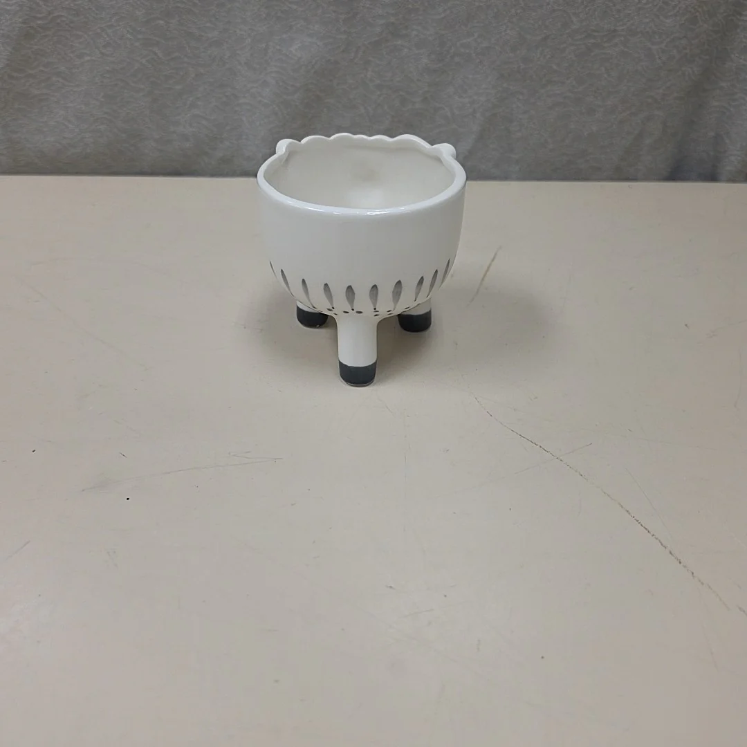 3 LEGGED SHEEP PLANTER - Image 3