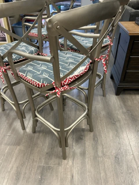 4 SILVER METAL STOOLS - Image 2