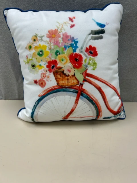 BICYCLE W/FLOWERS PILLOW