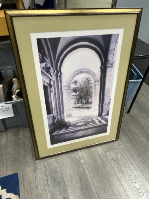 BLACK WHITE ENTRY WAY ART W/TREE