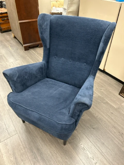 BLUE UPHOL WINGBACK CHAIR