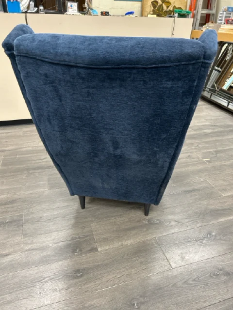 BLUE UPHOL WINGBACK CHAIR - Image 2