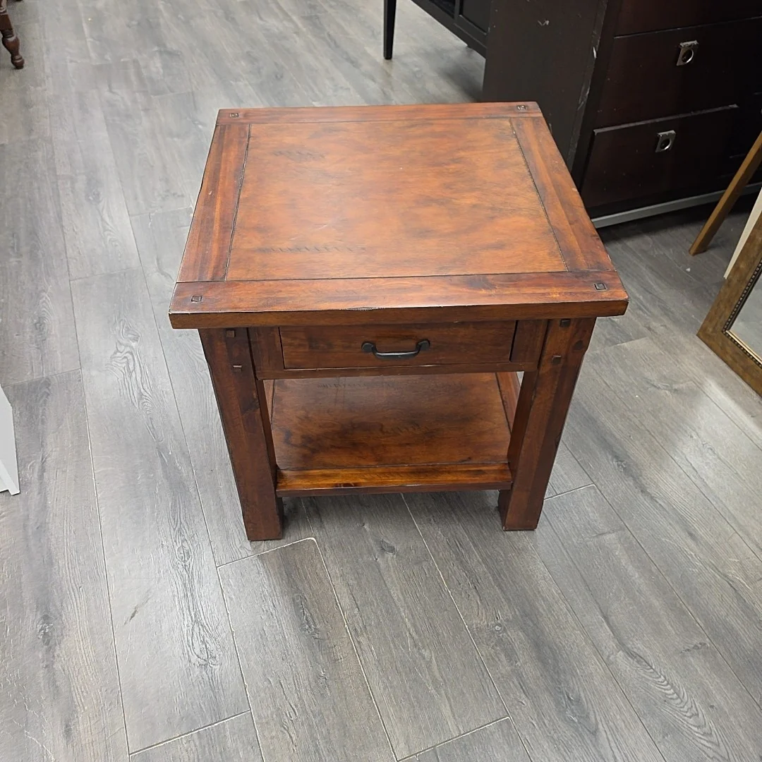 BROWN 1 DRAWER END TABLE
