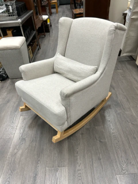 CREAM UPHOL ROCKING CHAIR