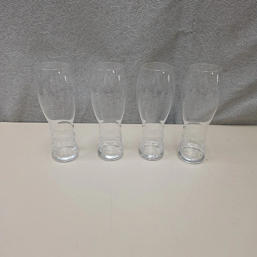 CRYSTAL CHAMPAGNE GLASSES