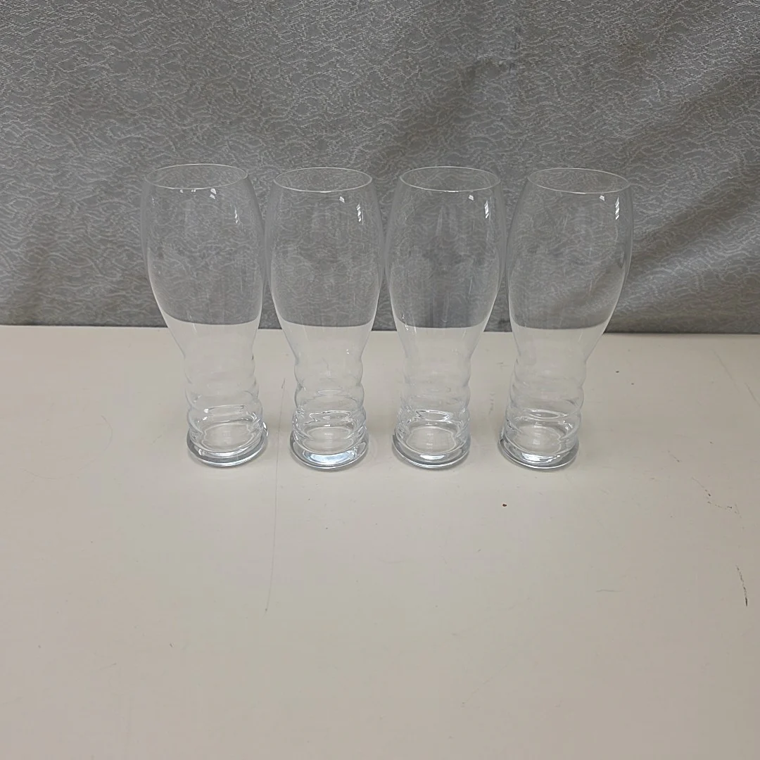 CRYSTAL CHAMPAGNE GLASSES