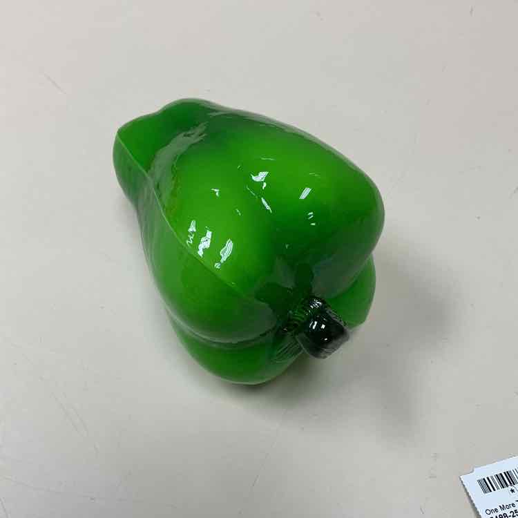 GREEN GLASS BELL PEPPER - Image 2