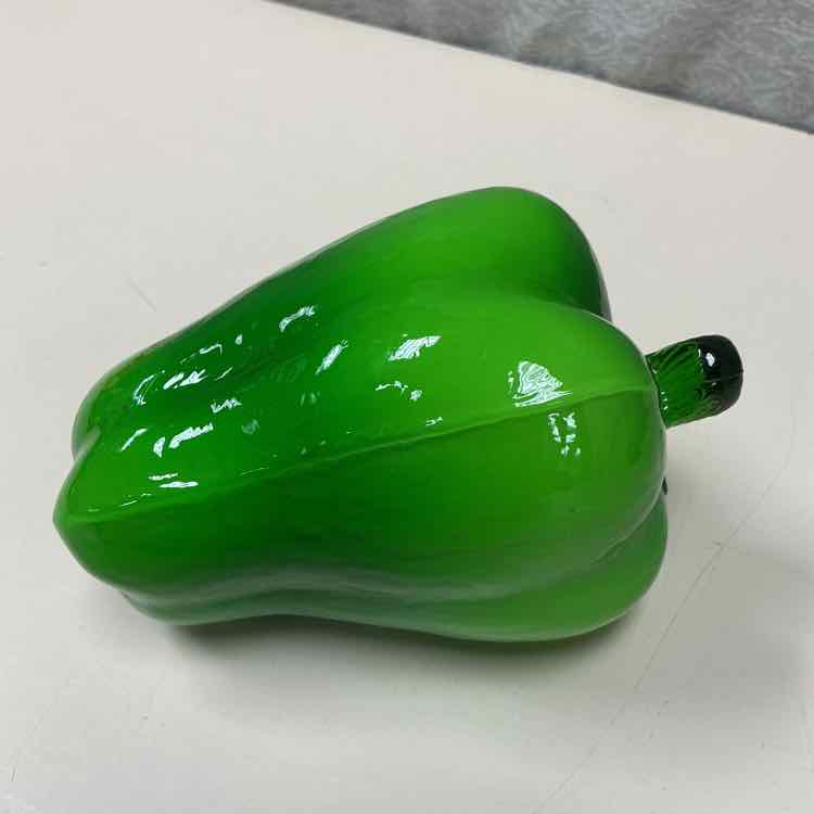 GREEN GLASS BELL PEPPER - Image 3