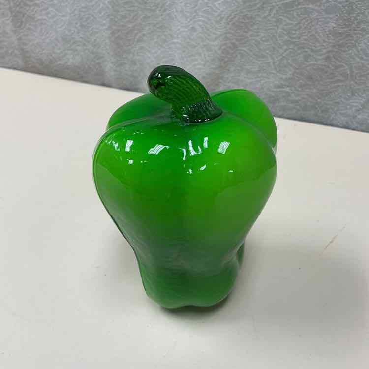 GREEN GLASS BELL PEPPER - Image 4