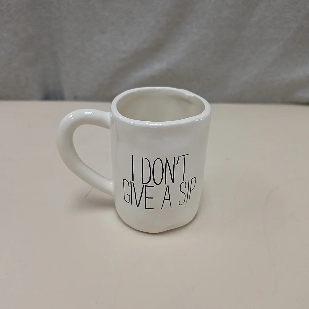 I DON'T GIVE A SIP MUG