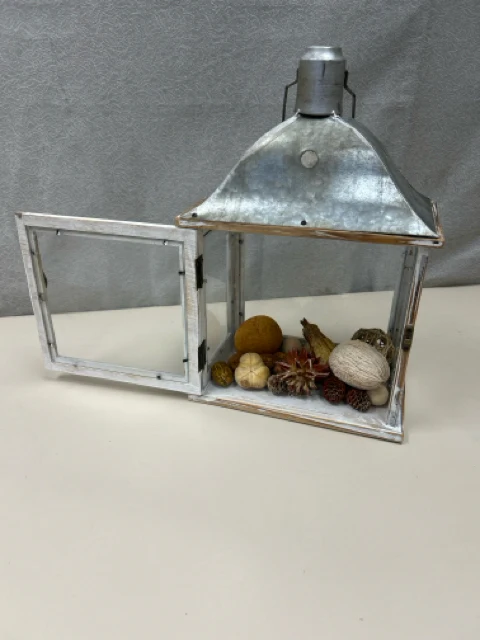 METAL WHITE LANTERN W/FILLER - Image 2