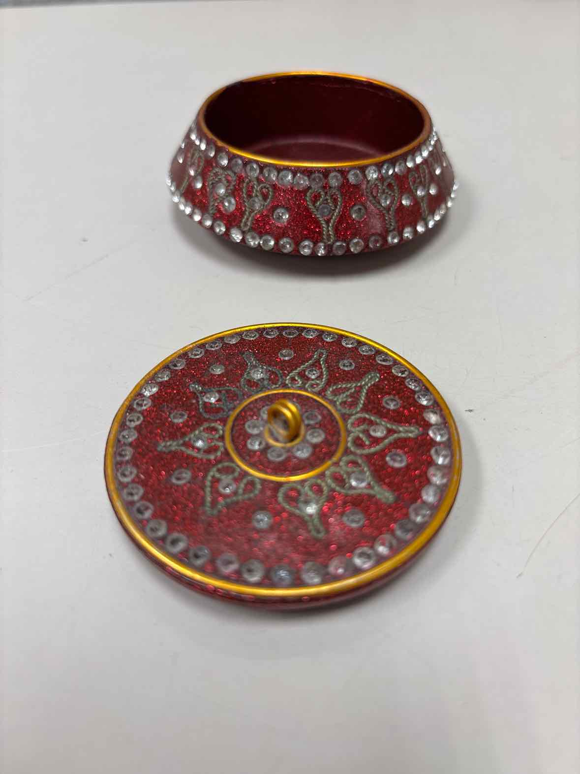 ORNATE RED GOLD TRINKET BOX - Image 2