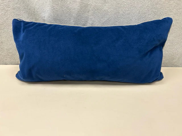 SM BLUE/GRAY TRIM RECTANGLE PILLOW