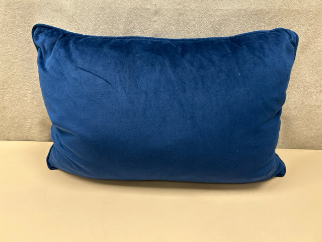 SM BLUE RECTANGLE PILLOW