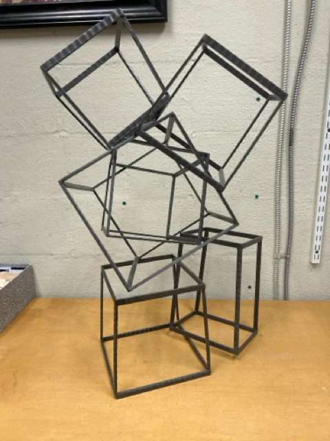 TALL SILVER METAL SQUARES ART