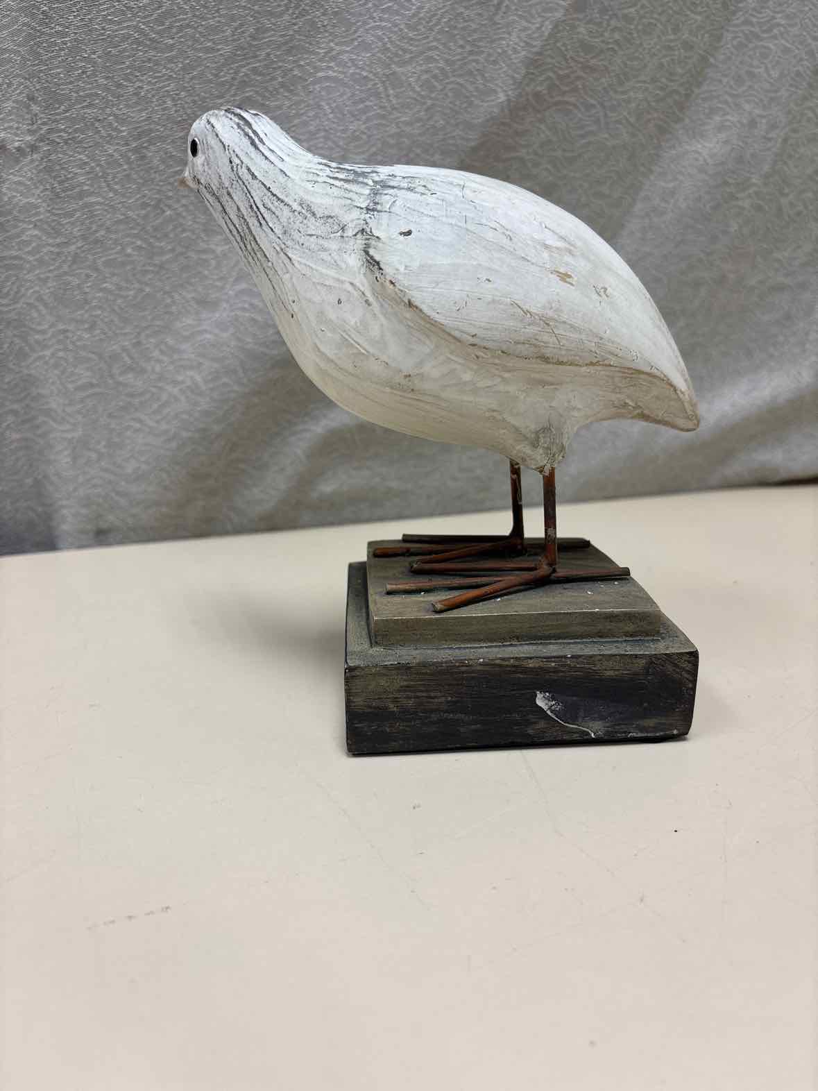 WHITE BIRD STATUE - Image 2