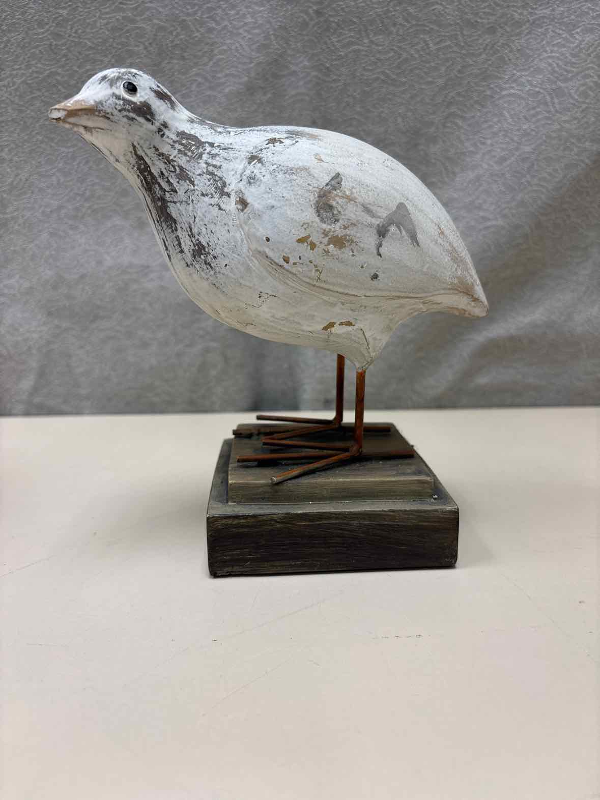 WHITE BIRD STATUE