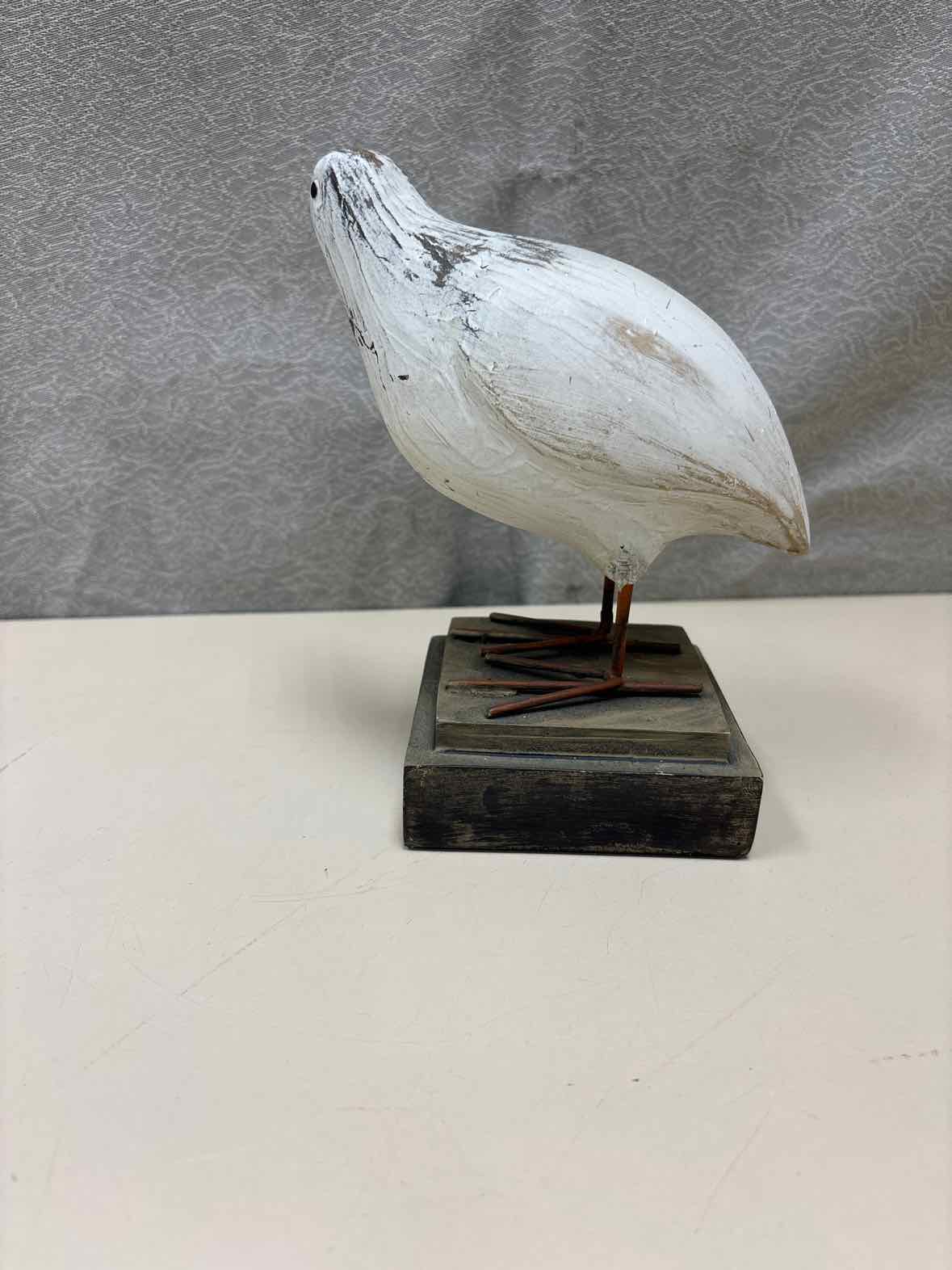 WHITE BIRD STATUE - Image 2