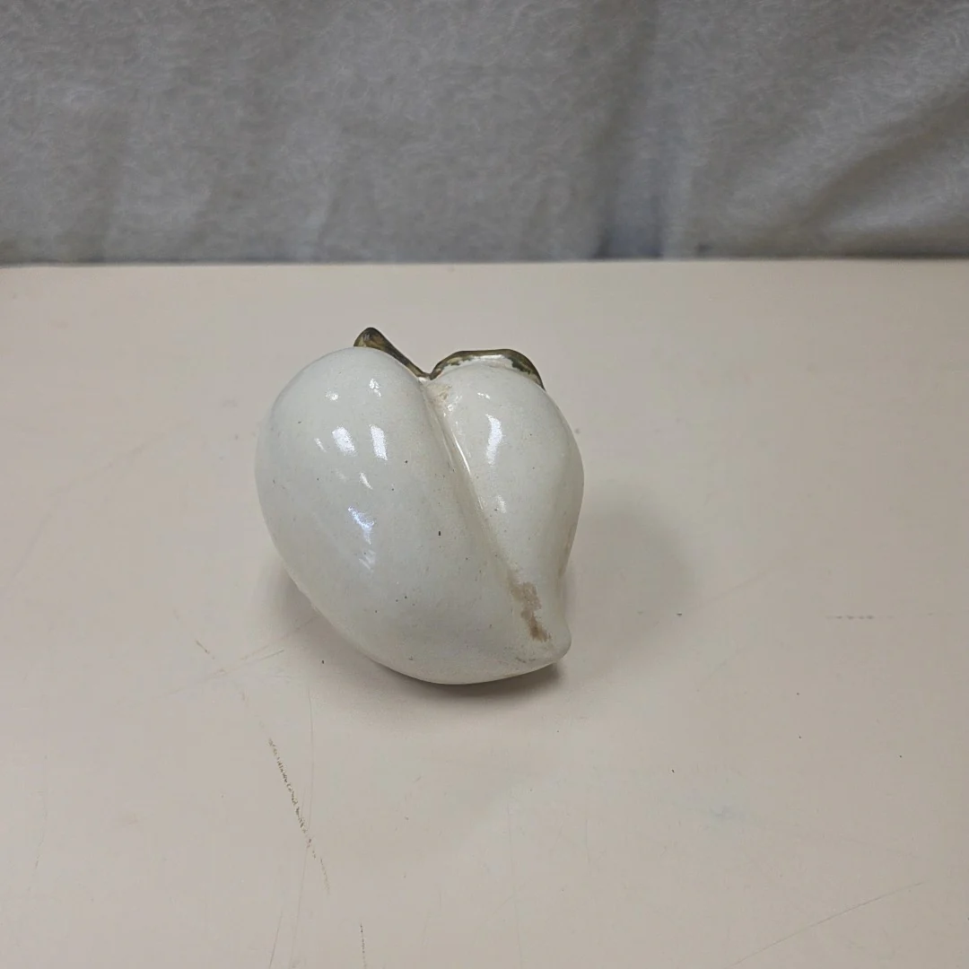 WHITE CERAMIC APPLE