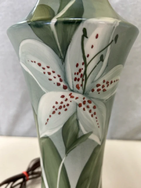 WHITE FLORAL PAINTED LAMP WHITE SHADE - Image 2