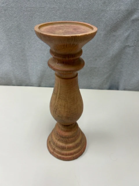 WOOD CANDLE STAND