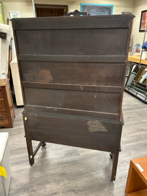 WOOD GLASS JACOBIAN CABINET - Image 3
