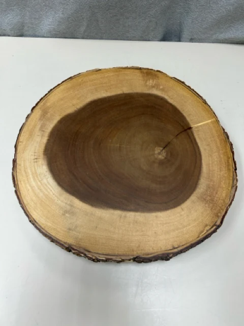WOOD STUMP TRAY ON FEET