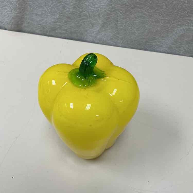 YELLOW BELL PEPPER - Image 2